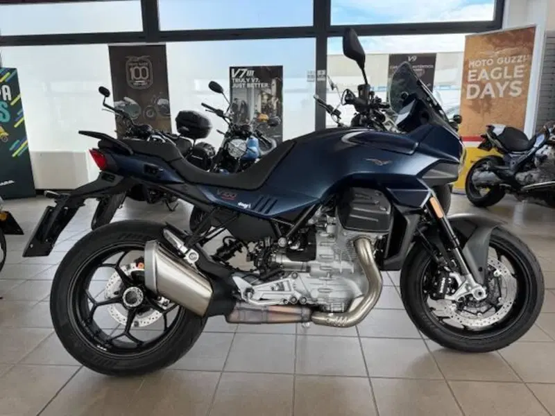 Moto Guzzi V100 Mandello (2025 - 26) (5)