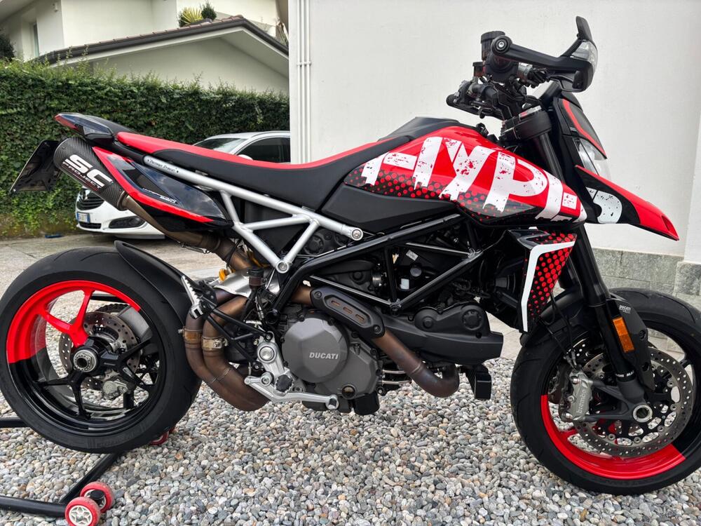 Ducati Hypermotard 950 RVE (2022 - 25) (2)