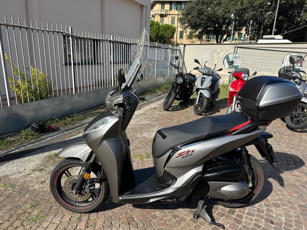 Honda SH 300 i Sport ABS (2018 - 20) (2)