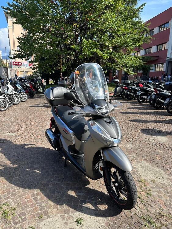 Honda SH 300 i Sport ABS (2018 - 20) (4)