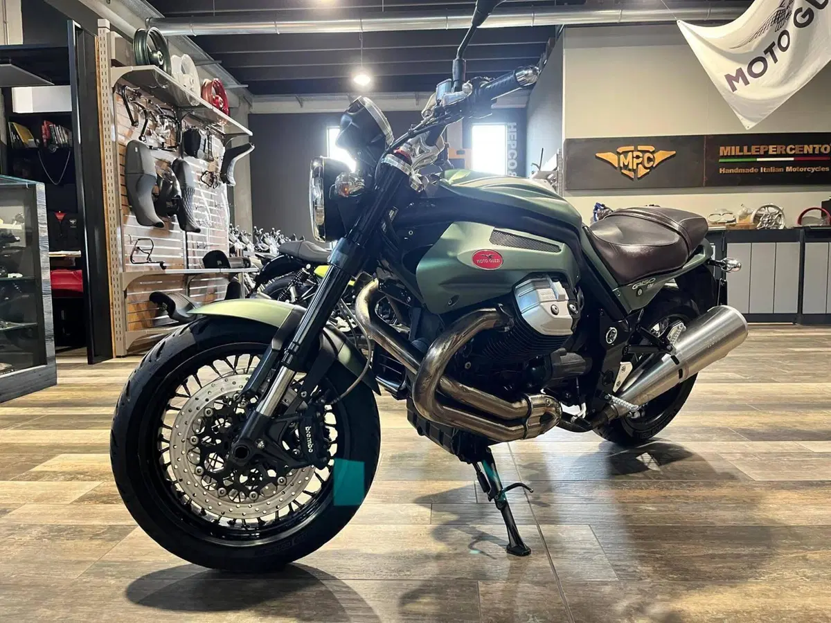 Moto Guzzi Griso 1200 8V Special Edition (2009 - 11) (4)