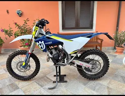 Husqvarna TC 125 (2016) usata