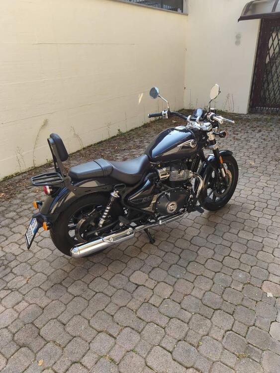 Royal Enfield Super Meteor 650 (2023 - 25) (2)