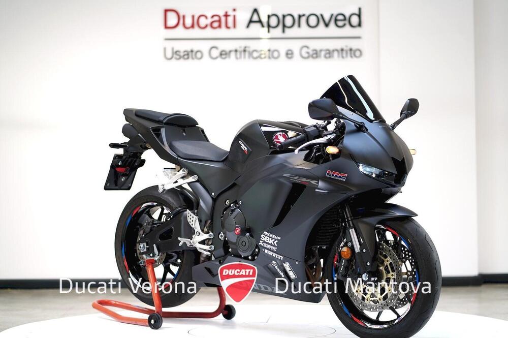 Honda CBR 600 RR (2024 - 25) (2)