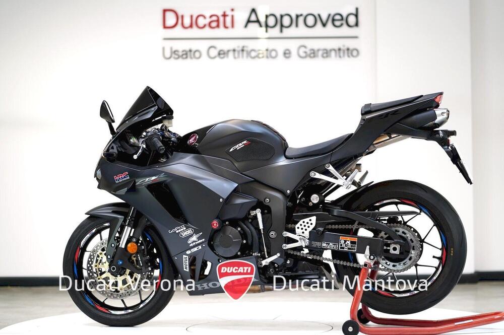 Honda CBR 600 RR (2024 - 25) (5)