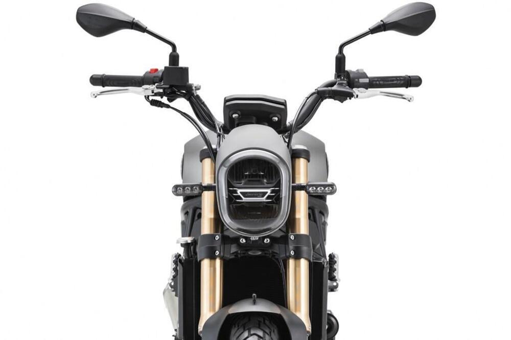Benelli Leoncino 500 Trail (2021 - 25)