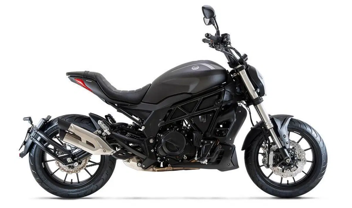 Benelli 502 C (2021 - 25) (2)