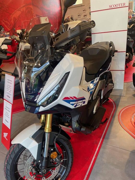 Honda X-ADV 750 Special Edition (2026) (3)