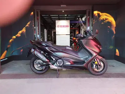 Yamaha T-Max 560 (2020 - 21) usata