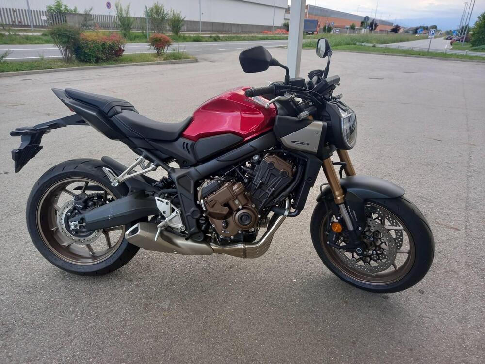 Honda CB 650 R E-Clutch (2024 - 25)