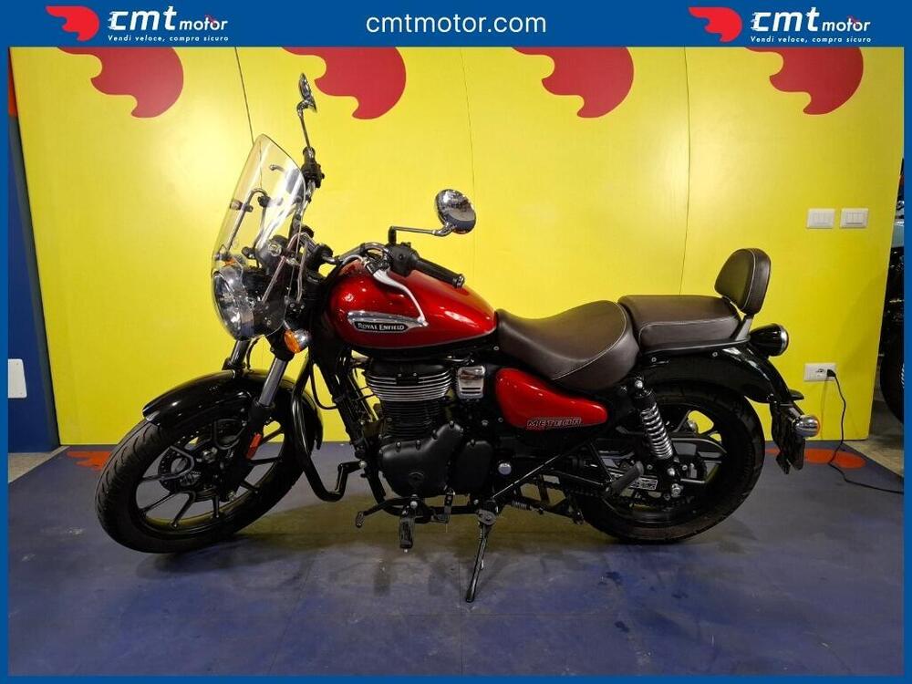 Royal Enfield Meteor 350 Supernova (2021 - 25) (3)