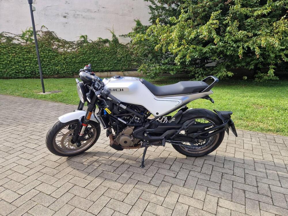 Husqvarna Vitpilen 401 (2021 - 23) (4)