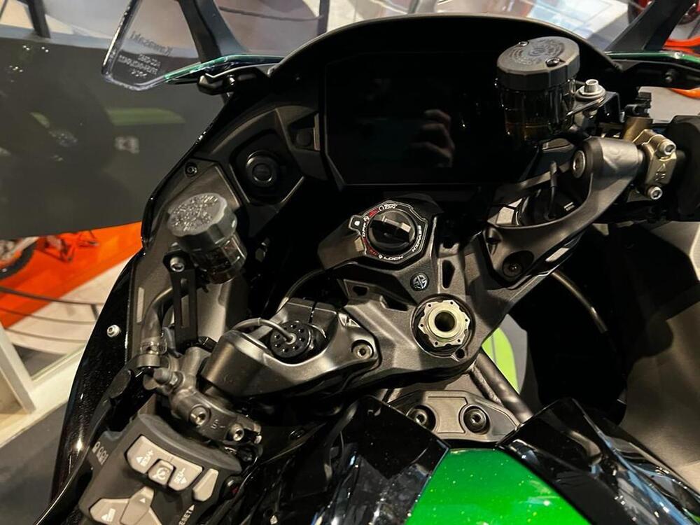Kawasaki Ninja H2 SX SE (2023 - 26) (5)