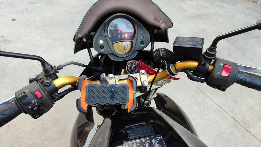 Kawasaki ER-6N (2006 - 09) (4)