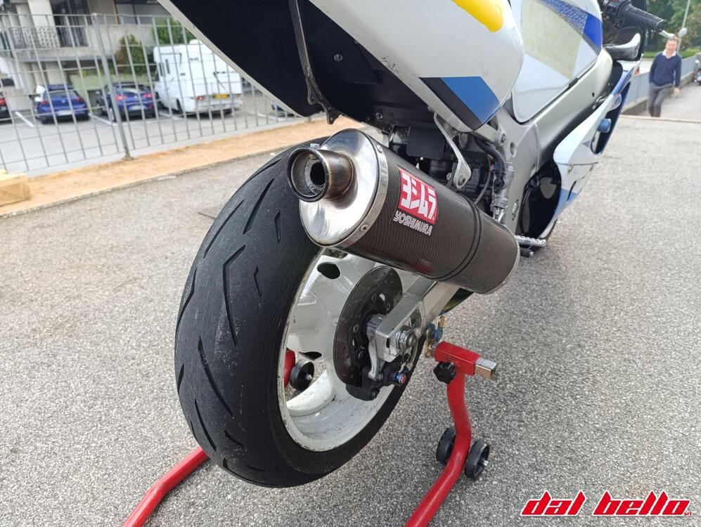 Suzuki GSX R 600 (1997 - 00) (5)