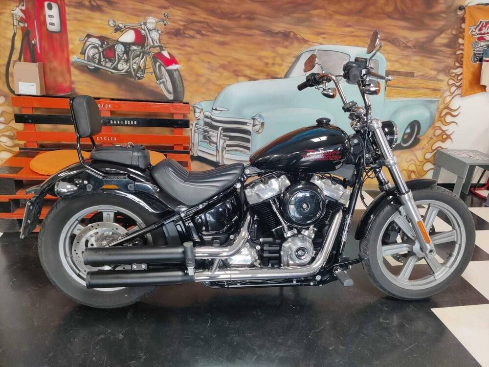 Harley-Davidson Softail Standard (2020) - FXST (2)