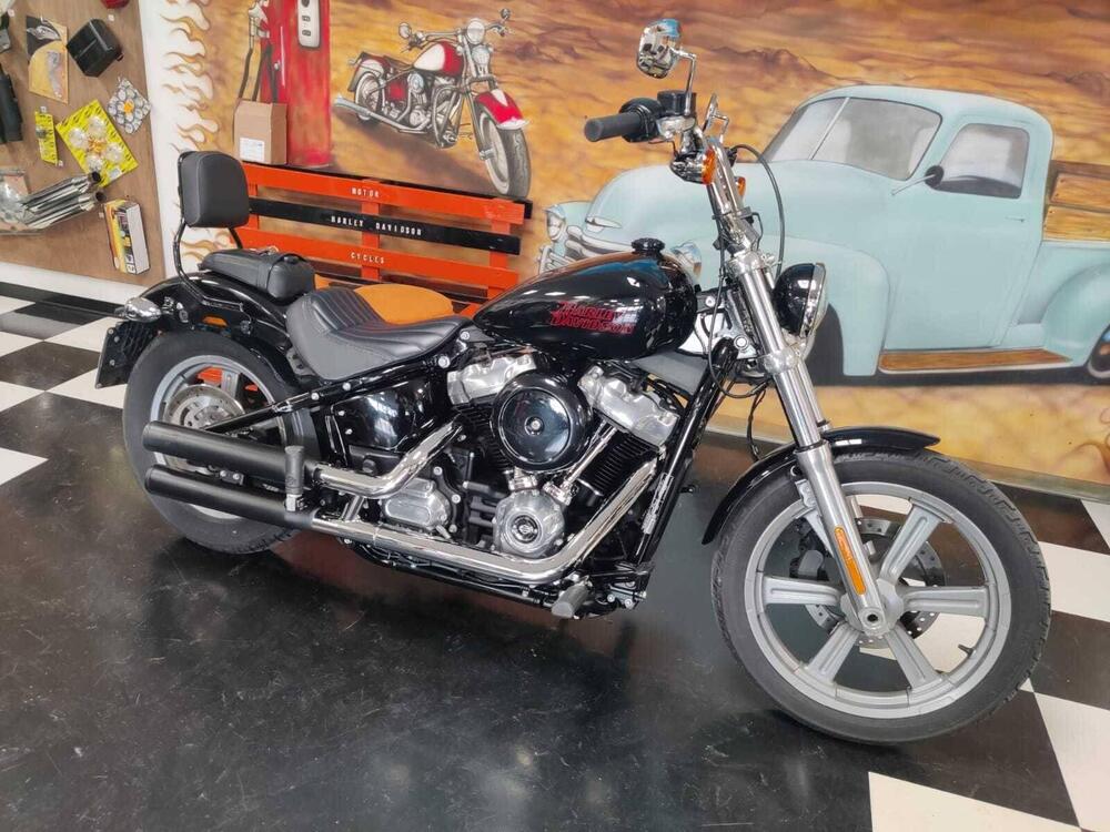 Harley-Davidson Softail Standard (2020) - FXST (3)