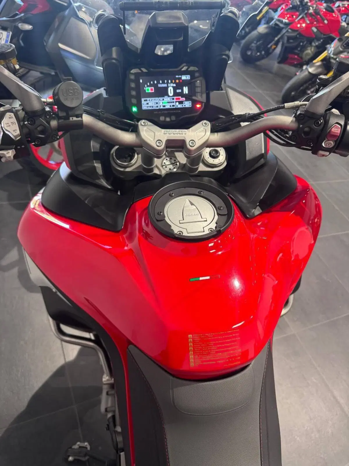 Ducati Multistrada 1200 Enduro (2016 - 18) (11)