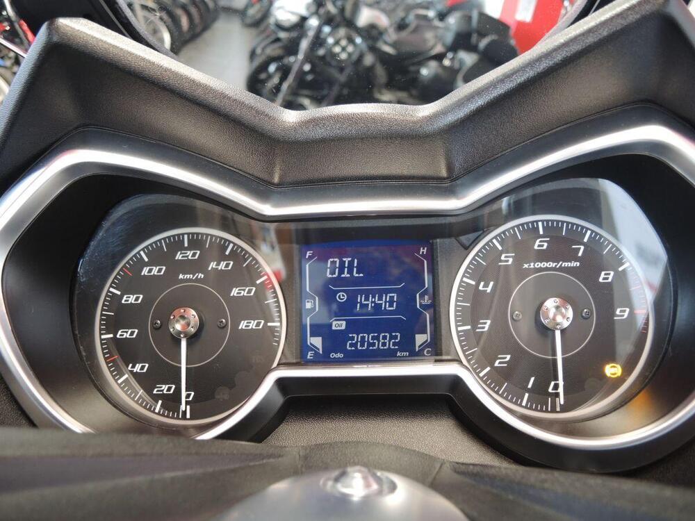 Yamaha X-Max 400 ABS (2017 - 20) (5)
