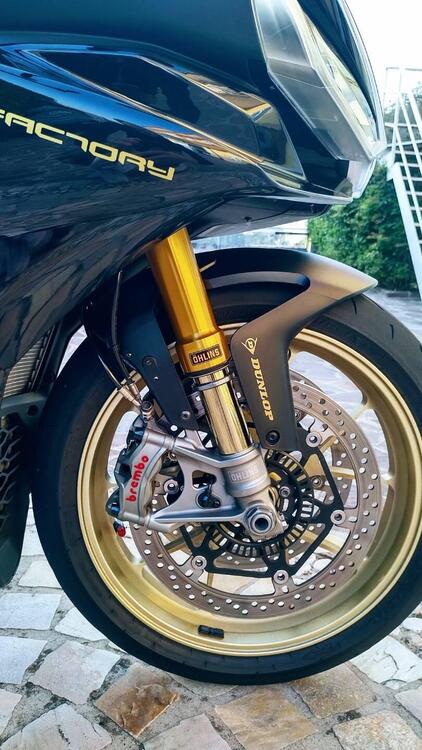 Aprilia RSV4 1100 Factory (2021 - 24) (5)