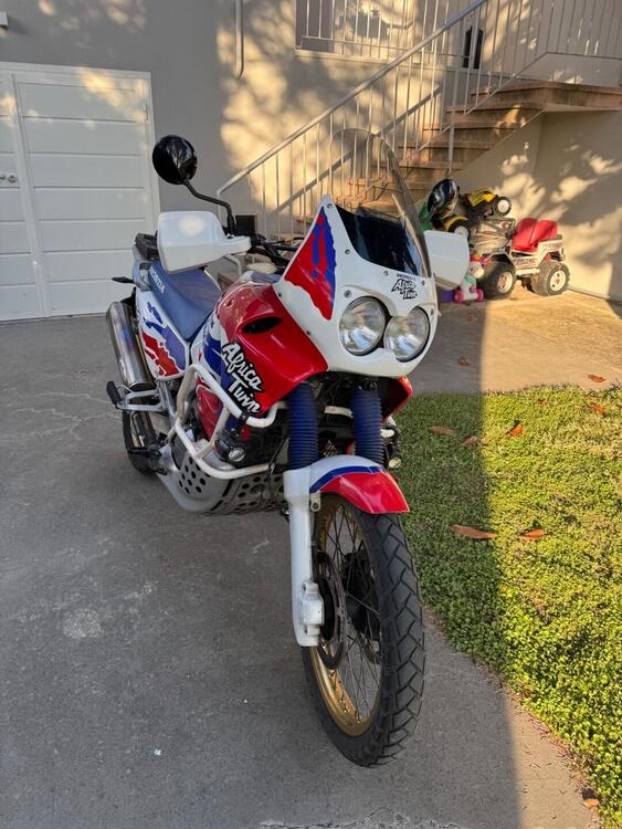 Honda Africa Twin RD07 (2)