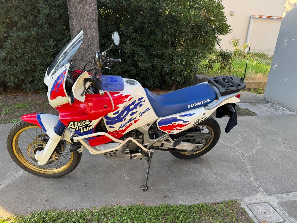 Honda Africa Twin RD07 (4)