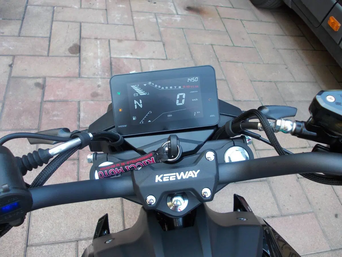 Keeway Motor RKS 125 (2025 - 26) (7)