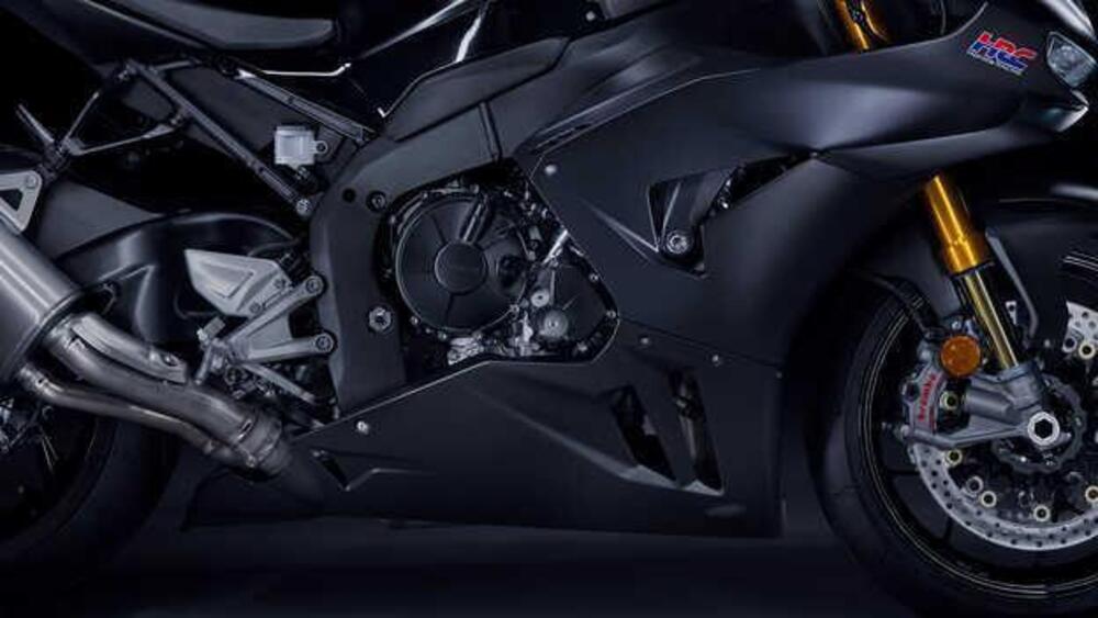 Honda CBR 1000 RR-R Fireblade SP Carbon Edition (2024 - 25) (4)