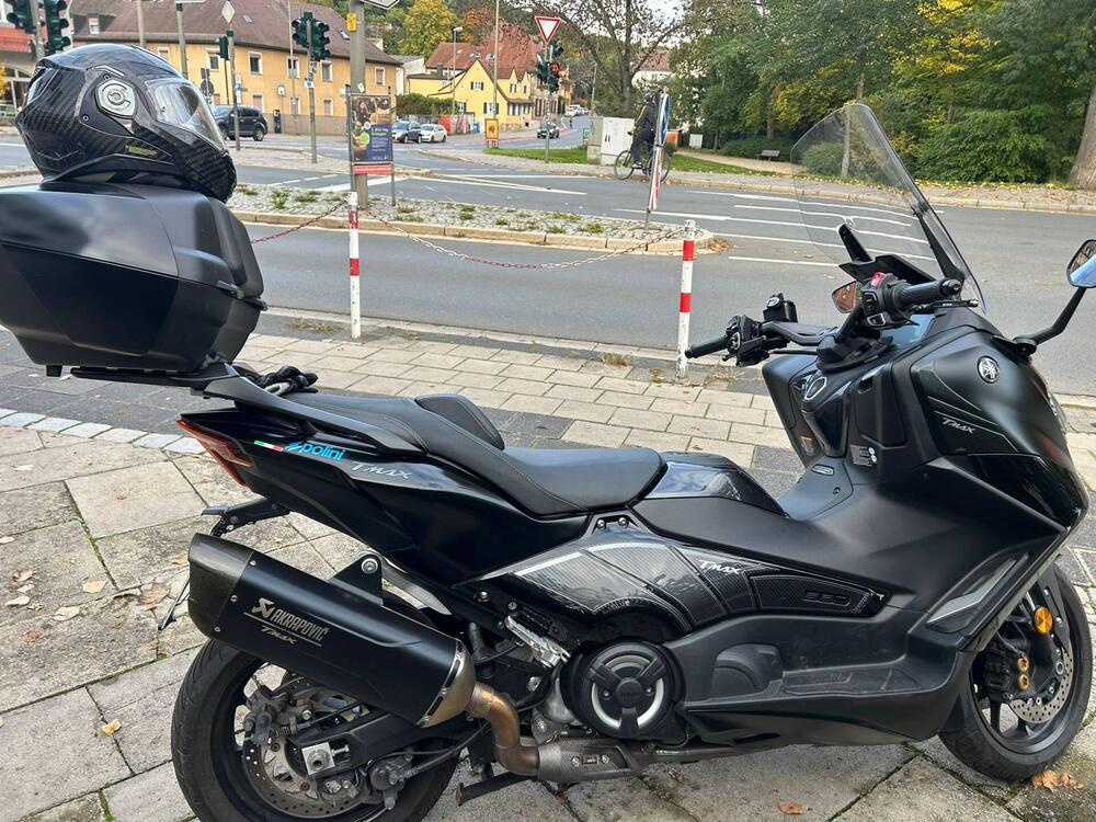 Yamaha T-Max 560 (2022 - 24) (3)
