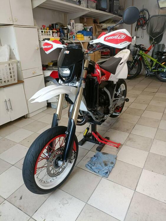 Husqvarna SM 125 (2008) (3)