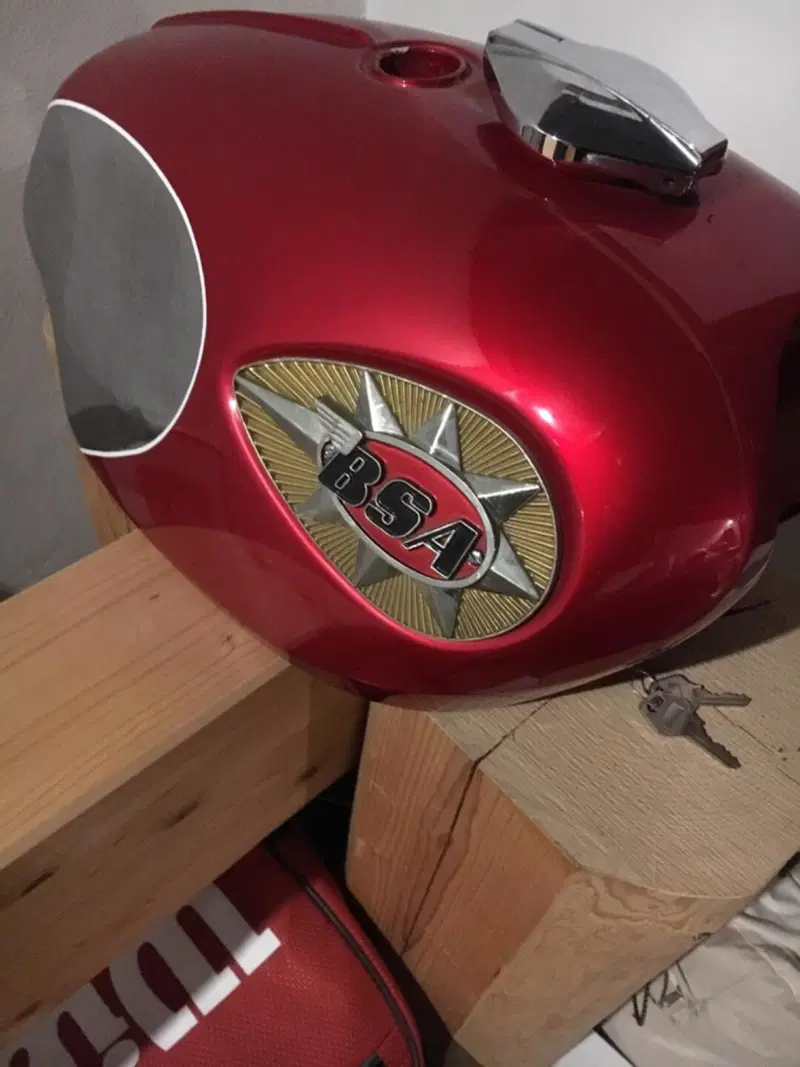 Serbatoio Triumph Bsa norton gas tank t120 (5)