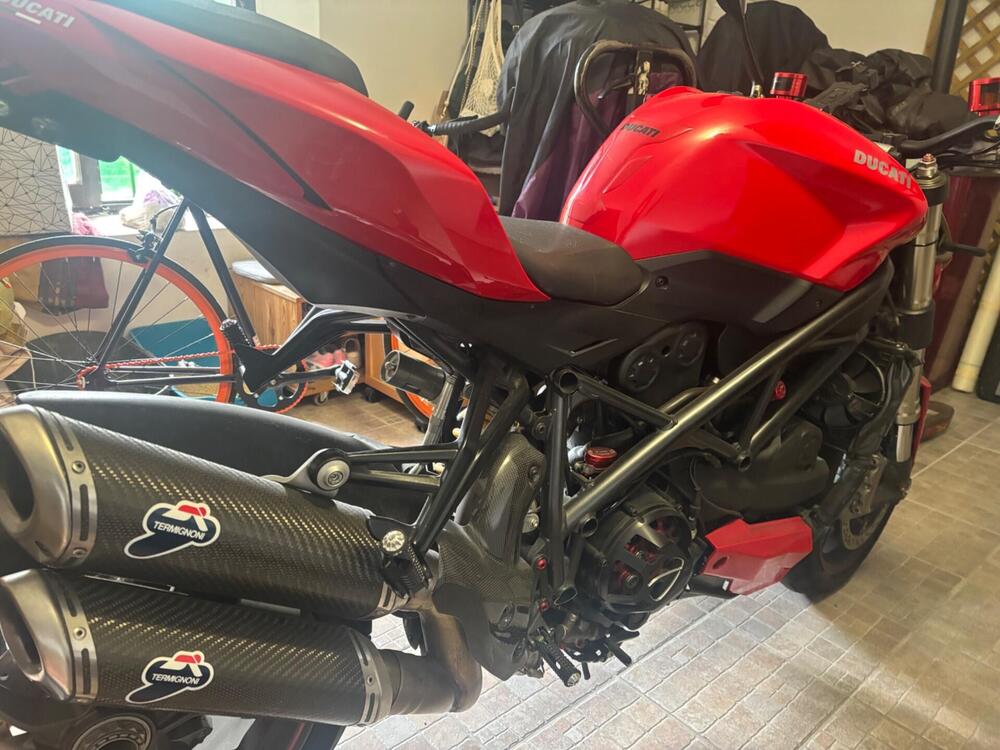 Ducati Streetfighter (2009 - 12) (2)