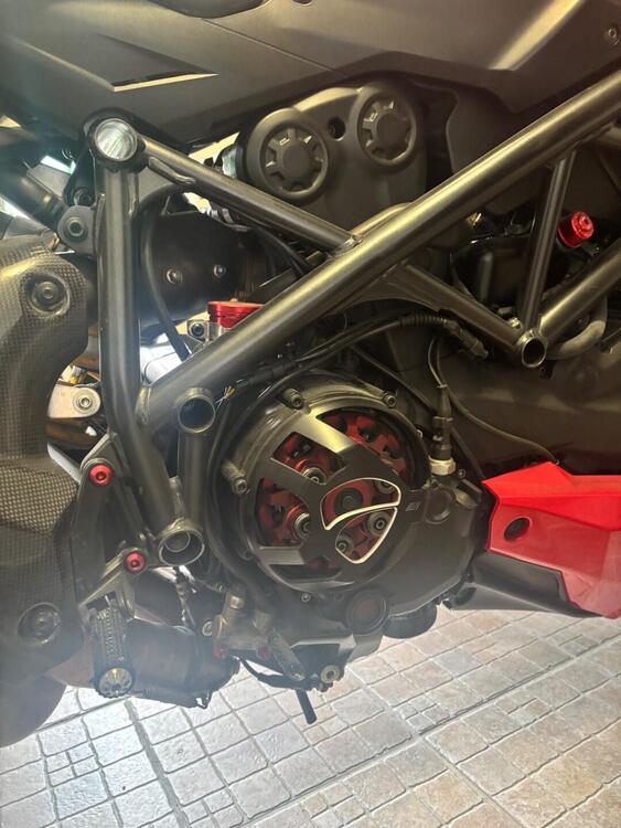 Ducati Streetfighter (2009 - 12) (3)
