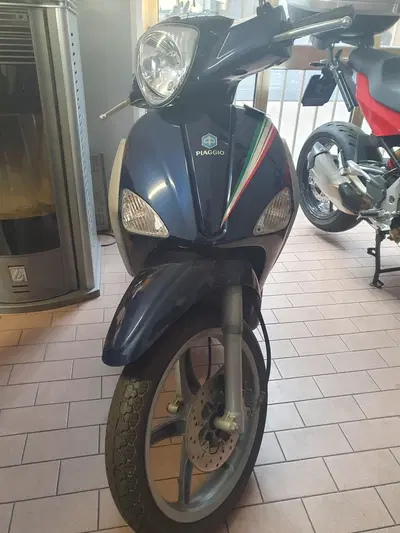 Piaggio Liberty 50 4T (2004 - 16) usata