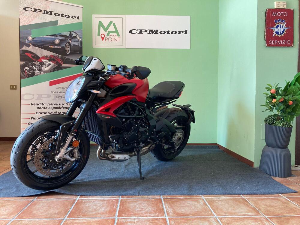 MV Agusta Dragster 800 Rosso (2021 - 23) (2)