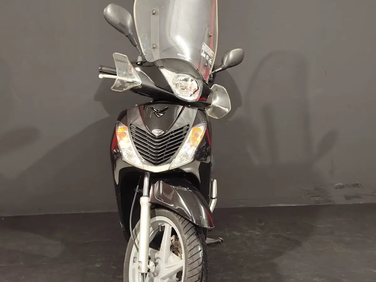 Honda SH 125 i (2009 - 12) (3)