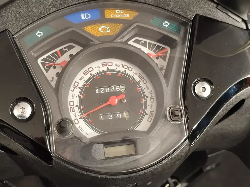Honda SH 125 i (2009 - 12) (5)