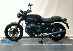 Moto Guzzi V7 Stone (2021 - 24) usata