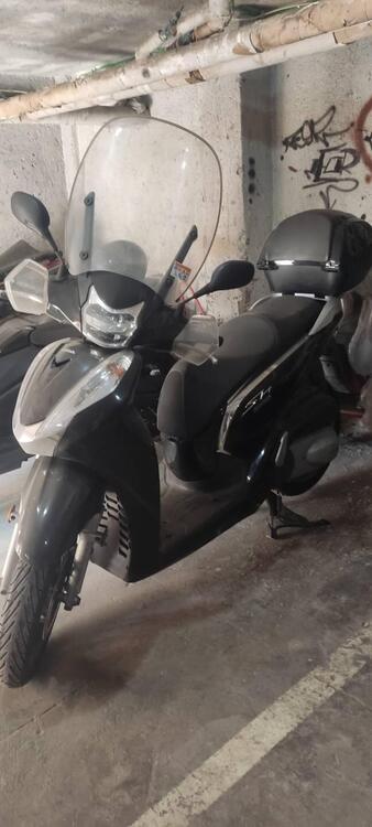 Honda SH 300 i ABS (2016 - 20) (2)