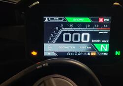 Aprilia RSV4 1100 Factory (2021 - 24) usata