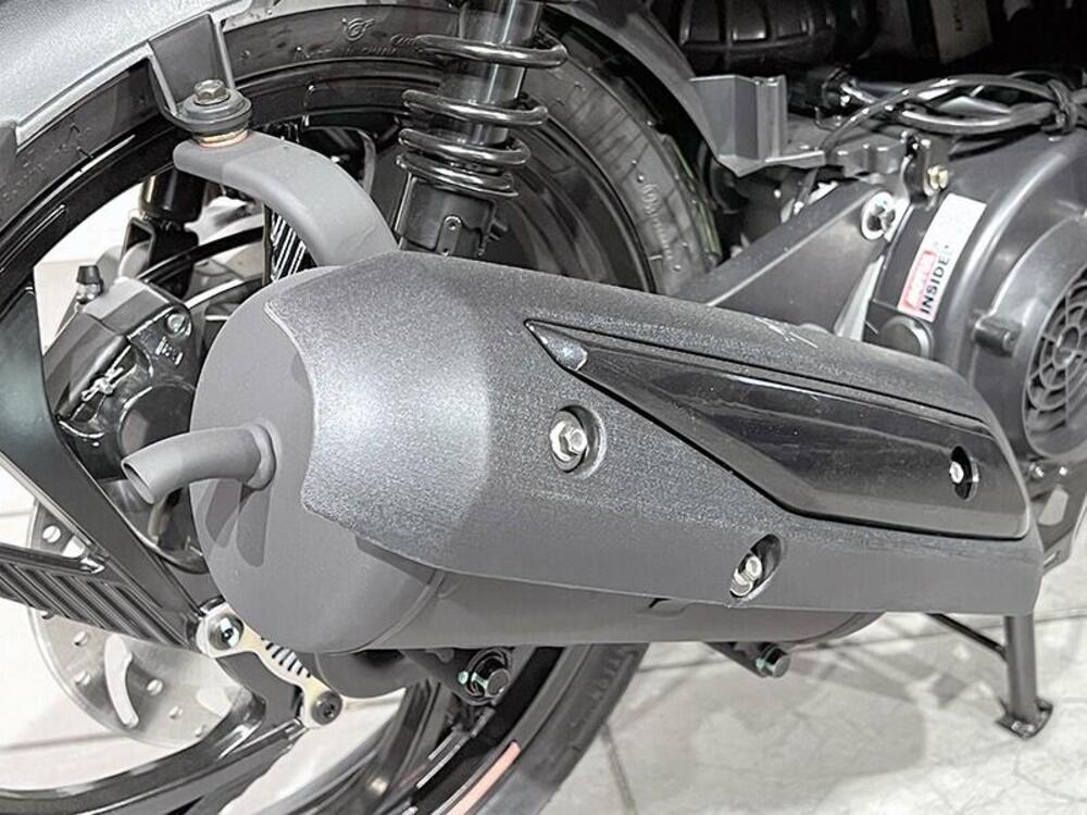 Peugeot Tweet 125 FL GT ABS (2024) (3)