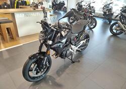 Bmw F 900 R (2025) usata