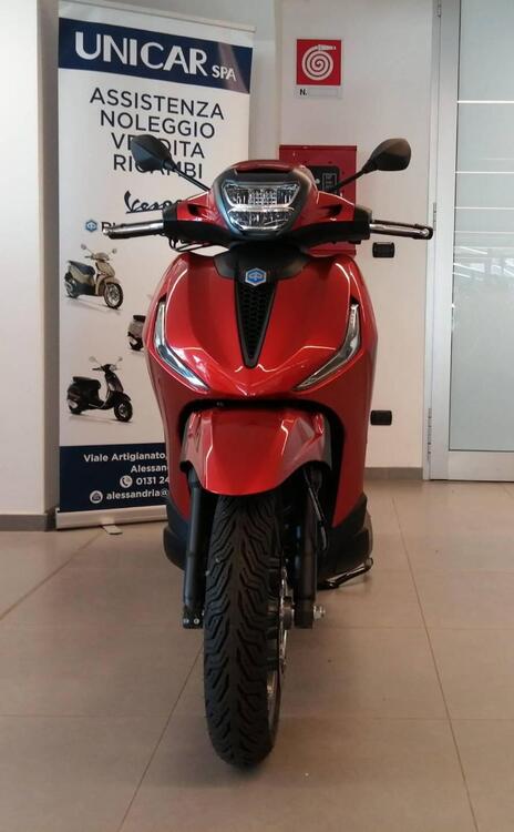 Piaggio Beverly 300 S ABS-ASR (2021 - 25) (2)