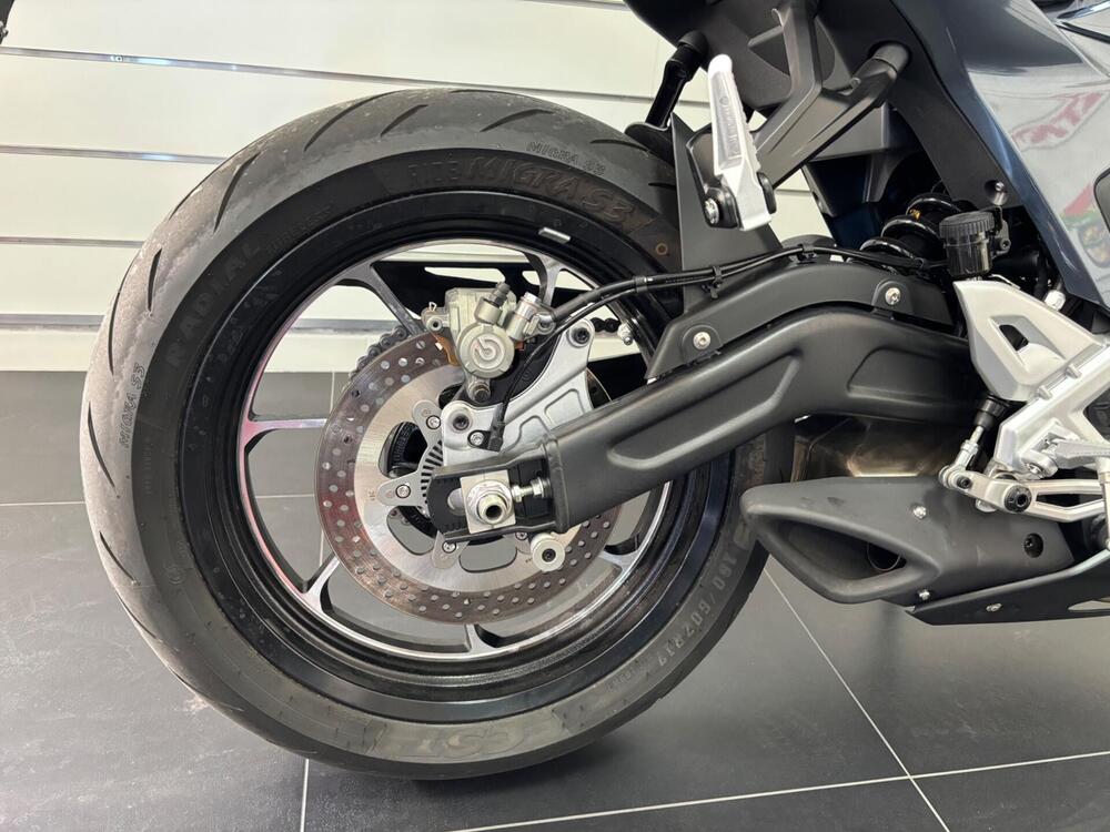 QJ Motor SRK 550 RS (2024 - 25) (4)