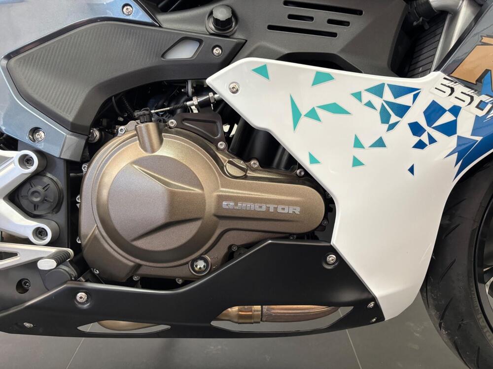 QJ Motor SRK 550 RS (2024 - 25) (5)