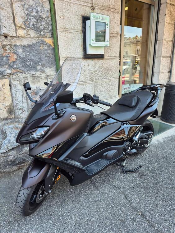 Yamaha T-Max 560 Tech Max (2022 - 24) (2)