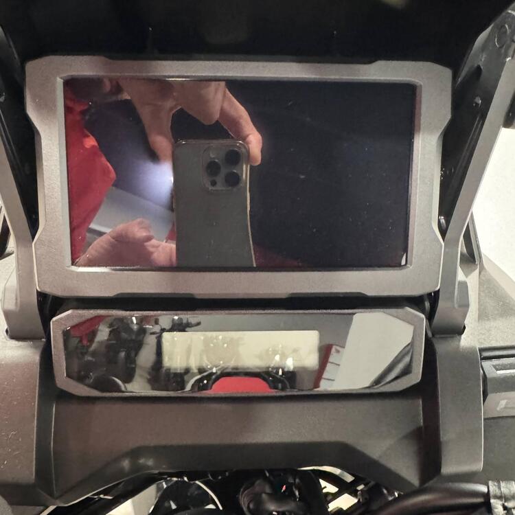 Honda Africa Twin CRF 1100L (2024 - 25) (4)