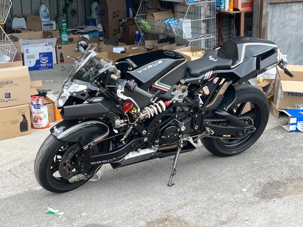 Vyrus 985 C3 4v (2012 - 20) (5)