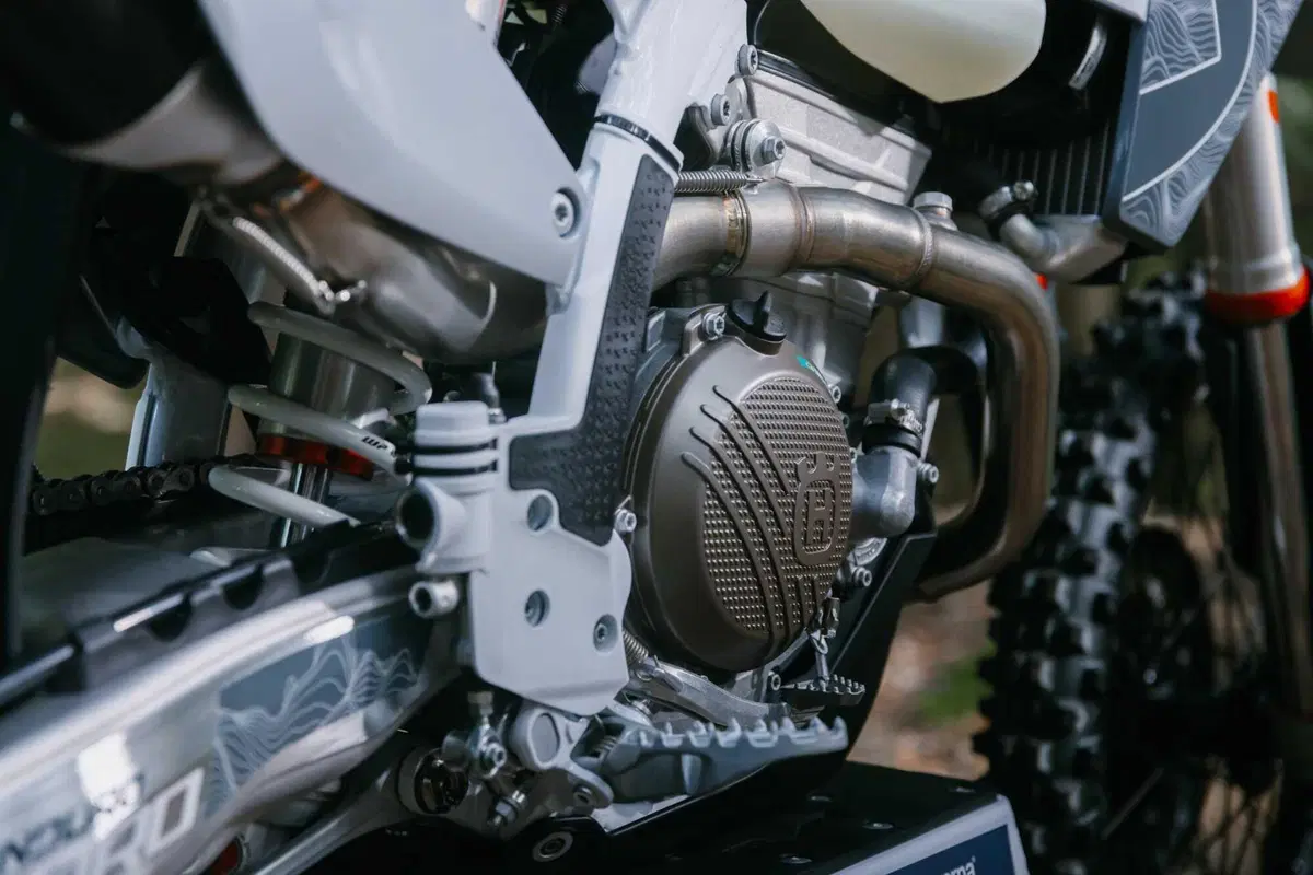 Husqvarna svela le Enduro Pro 2026: TE 300 Pro e FE 350 Pro [GALLERY] (4)