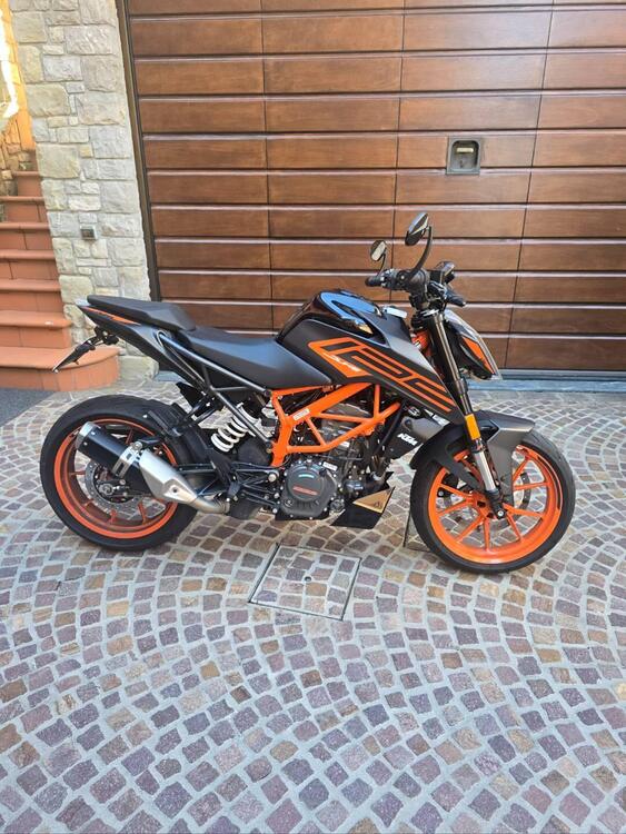 KTM 125 Duke (2021 - 23) (4)